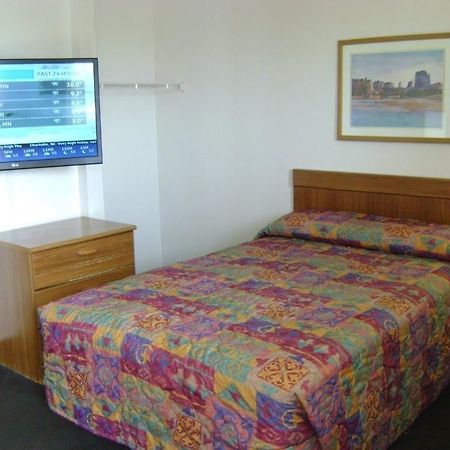 Intown Suites Extended Stay San Antonio Tx - Leon Valley South Eksteriør bilde